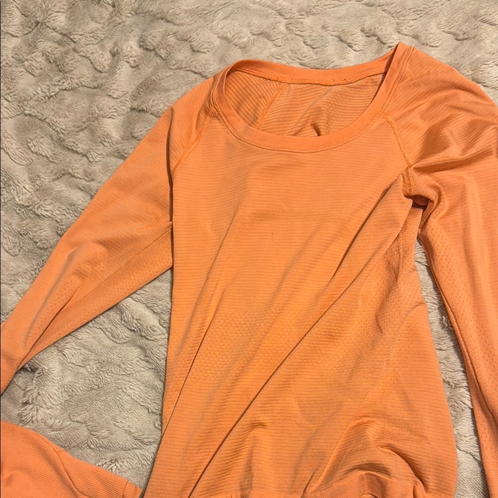 Lululemon long sleeve top